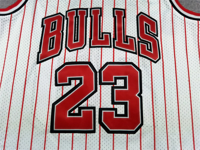 Men's Chicago Bulls #23 Michael Jordan White 1995-96 Hardwood Classics Swingman Jersey