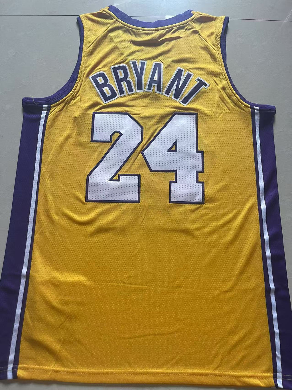 Kobe Bryant Los Angeles Lakers Men's #24 Mitchell & Ness 2007/08 Authentic Jersey - Gold