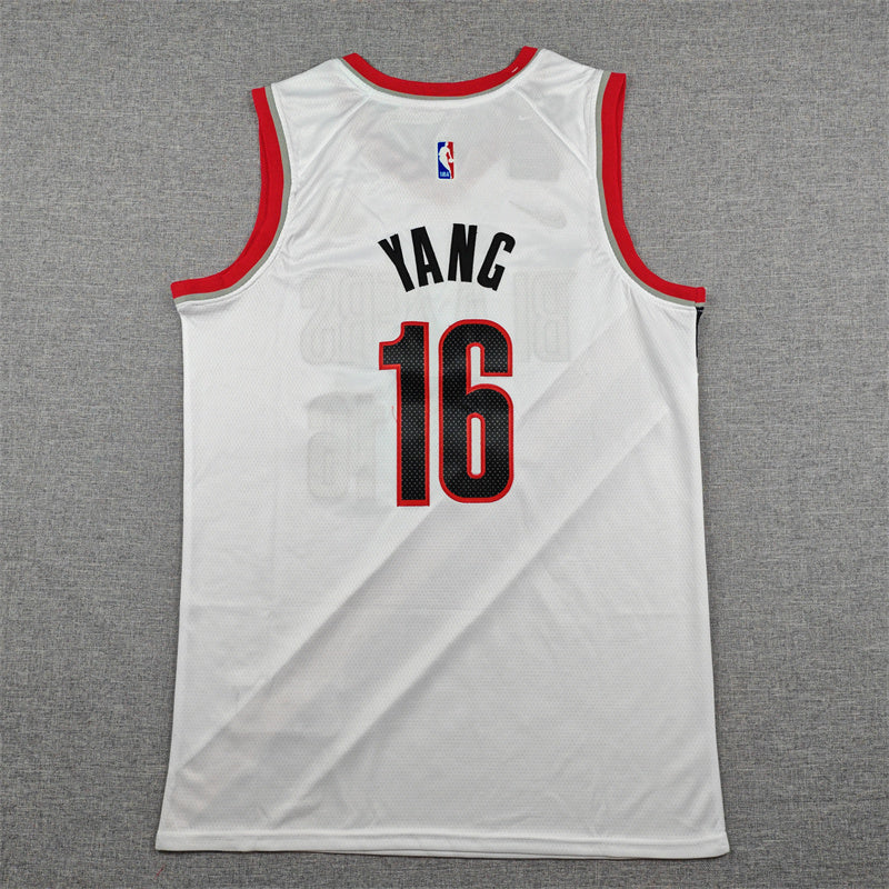 Men's Portland Trail Blazers #16 Yang Hansen White Association Edition Swingman Jersey